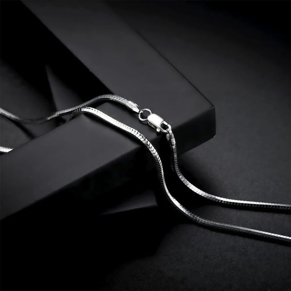 Fuli - Thin Necklace In Snake Bone Design